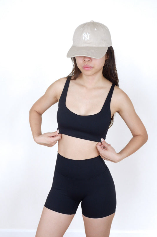 Chic Pulse Sleeveless Set (Sleek Black)