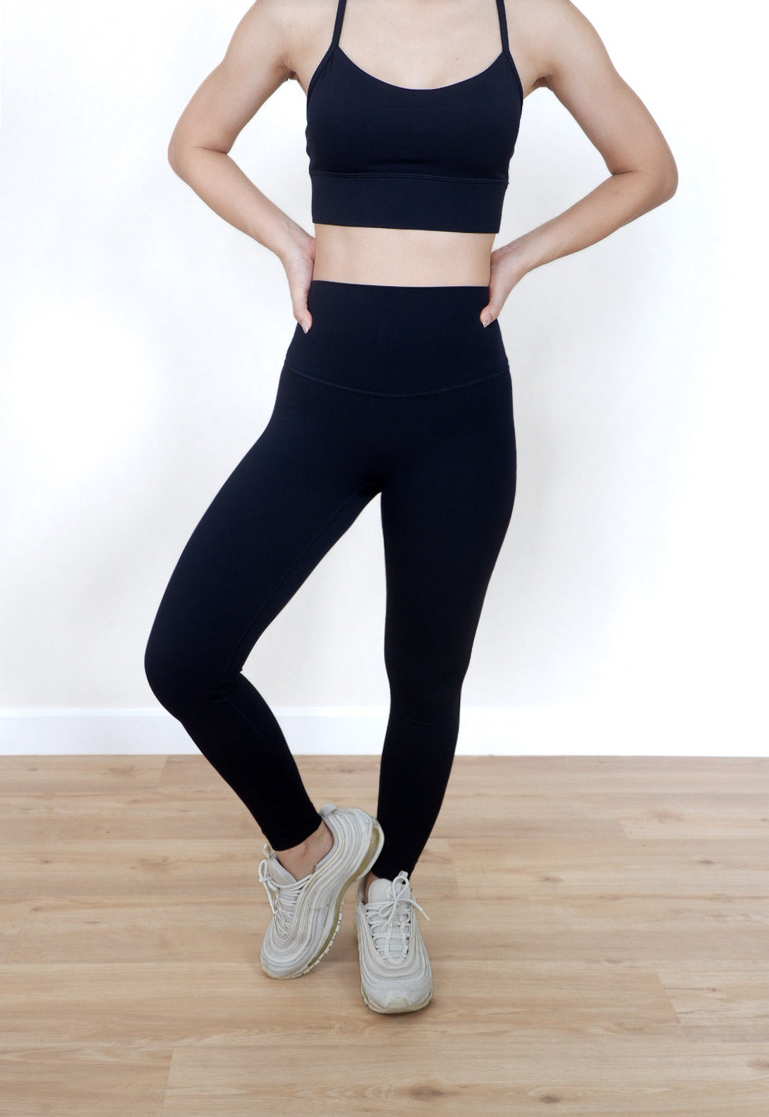 Active Aura Leggings (Sleek Black)